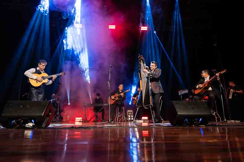 Concierto Homenaje a la Madre y a la Patria