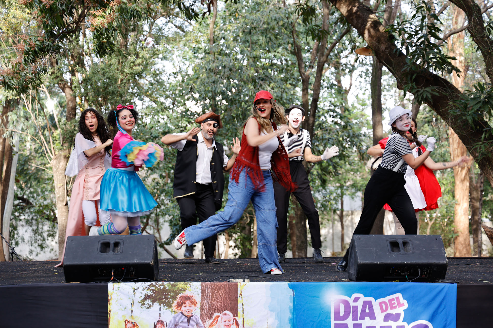 Festival del Día del Niño Coomecipar Asunción