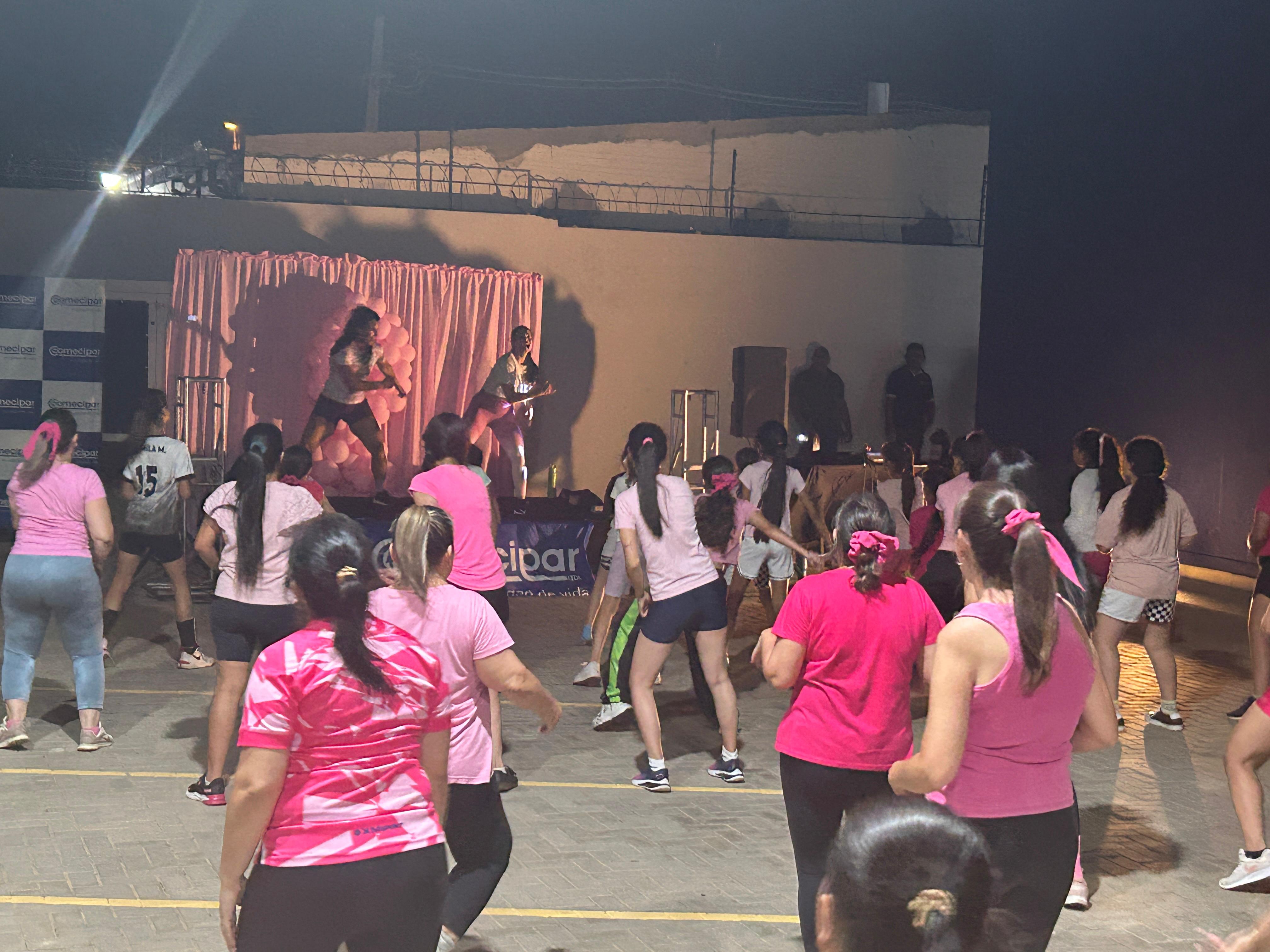 Encuentro de zumba por octubre rosa