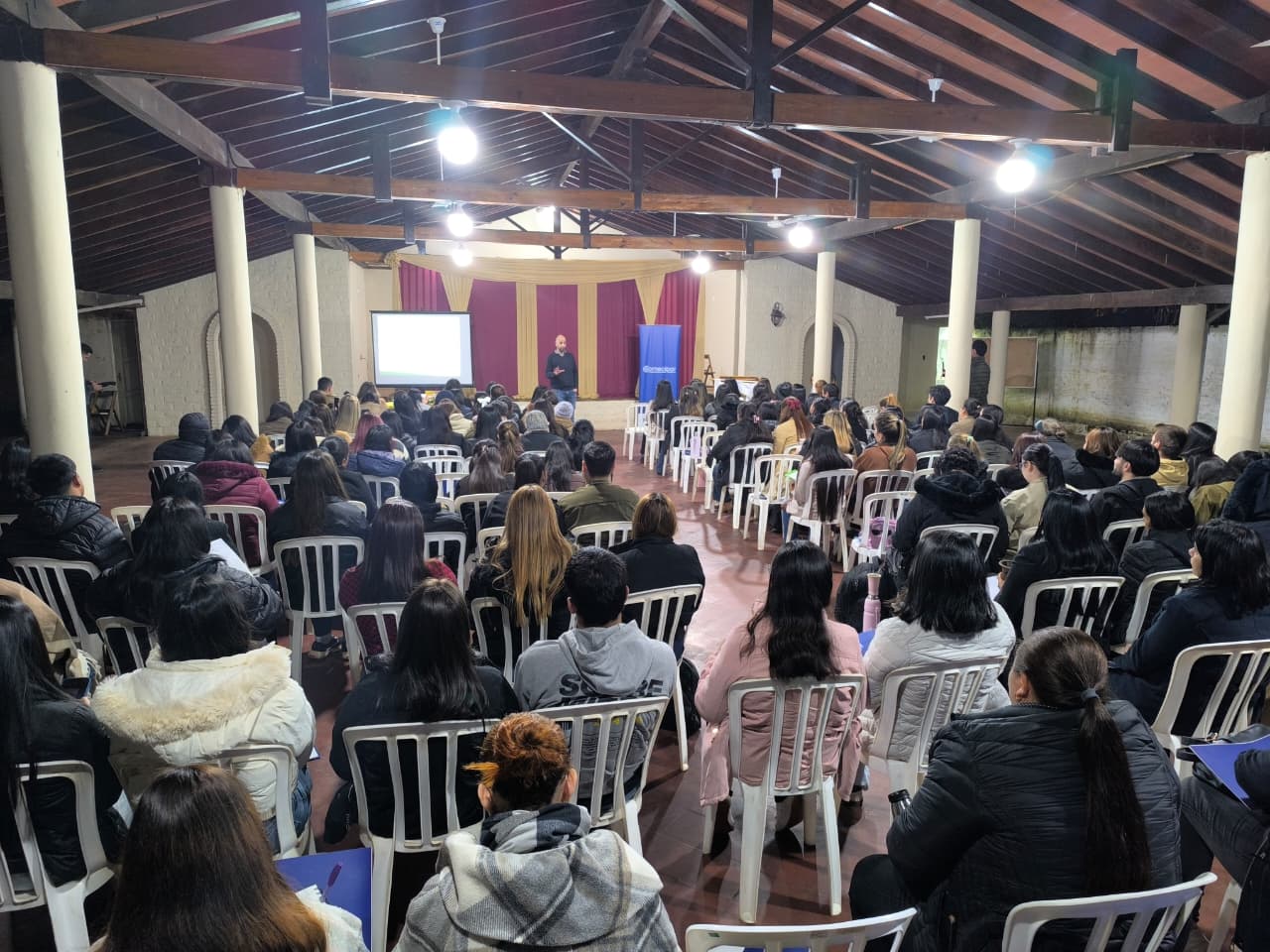 Charla Comunicación e Inteligencia Emocional Coomecipar Encarnación