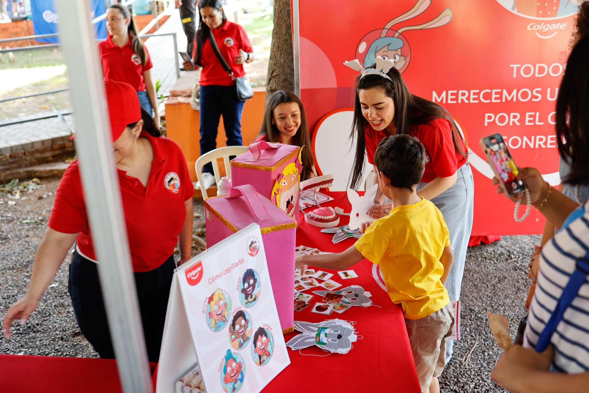 Festival del Día del Niño Coomecipar Asunción