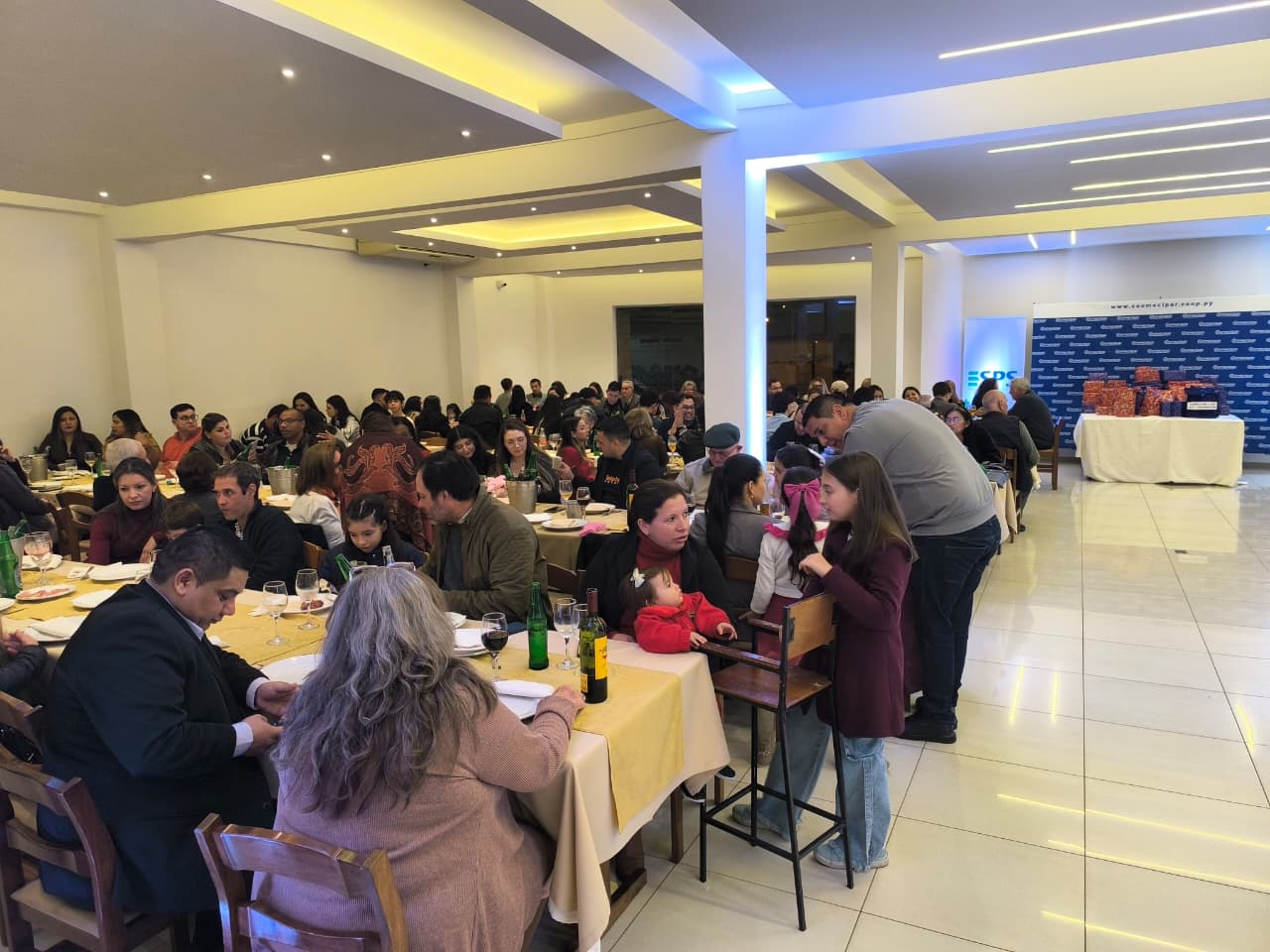 Cena y Festejo por el Día de la Familia - ENC