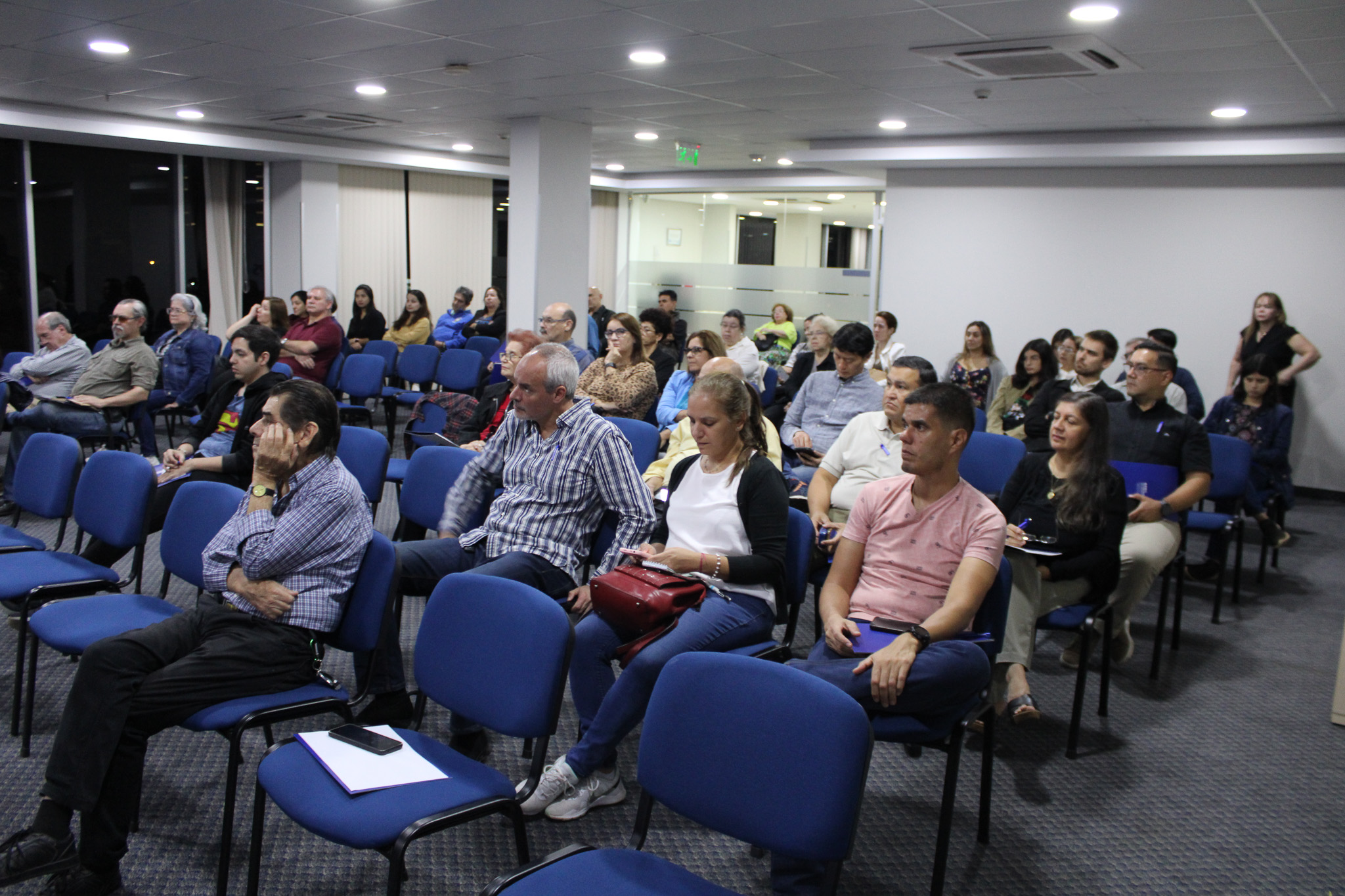 Charla "Amenazas Digitales y Ciberseguridad"