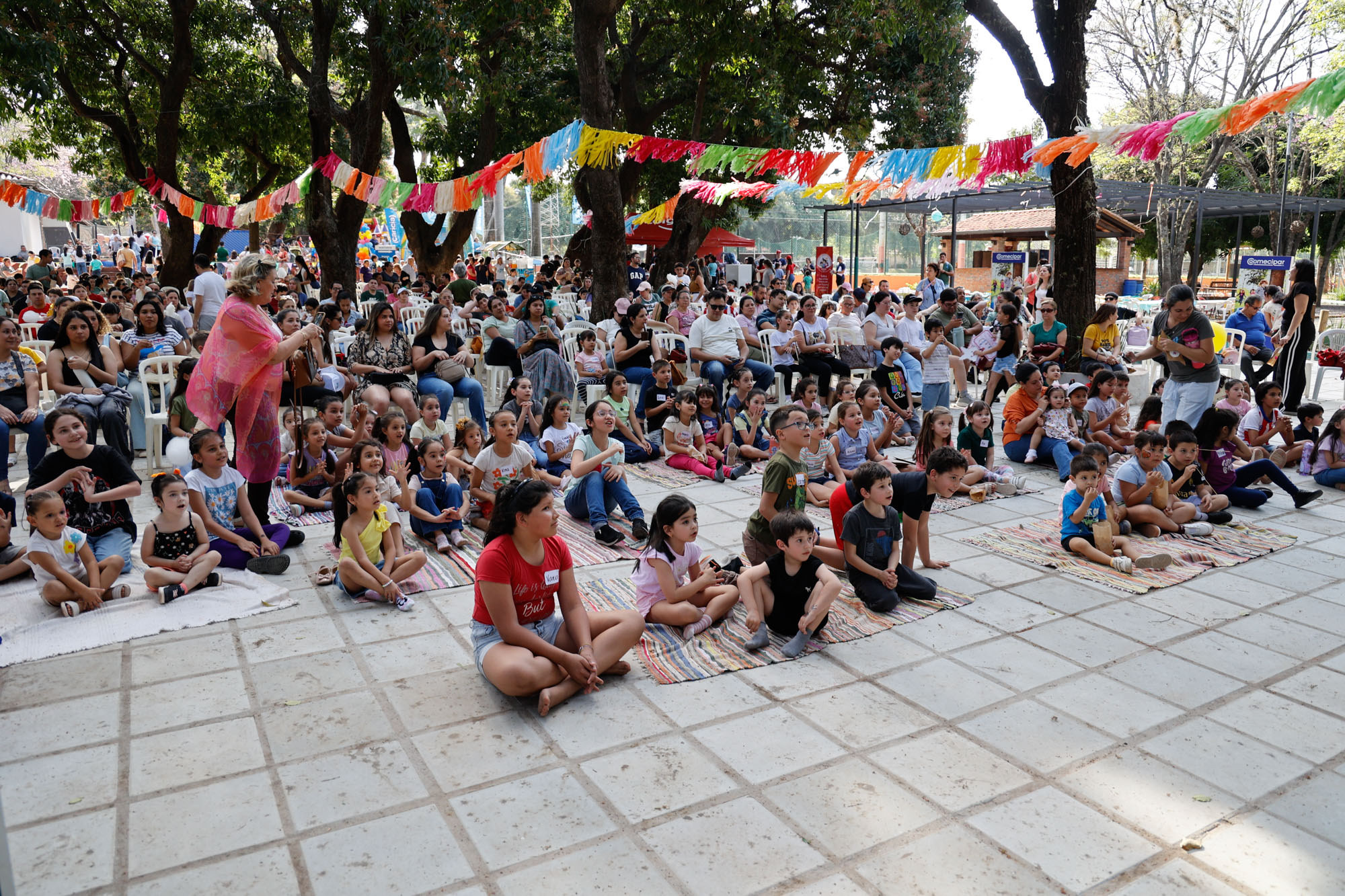 Festival del Día del Niño Coomecipar Asunción