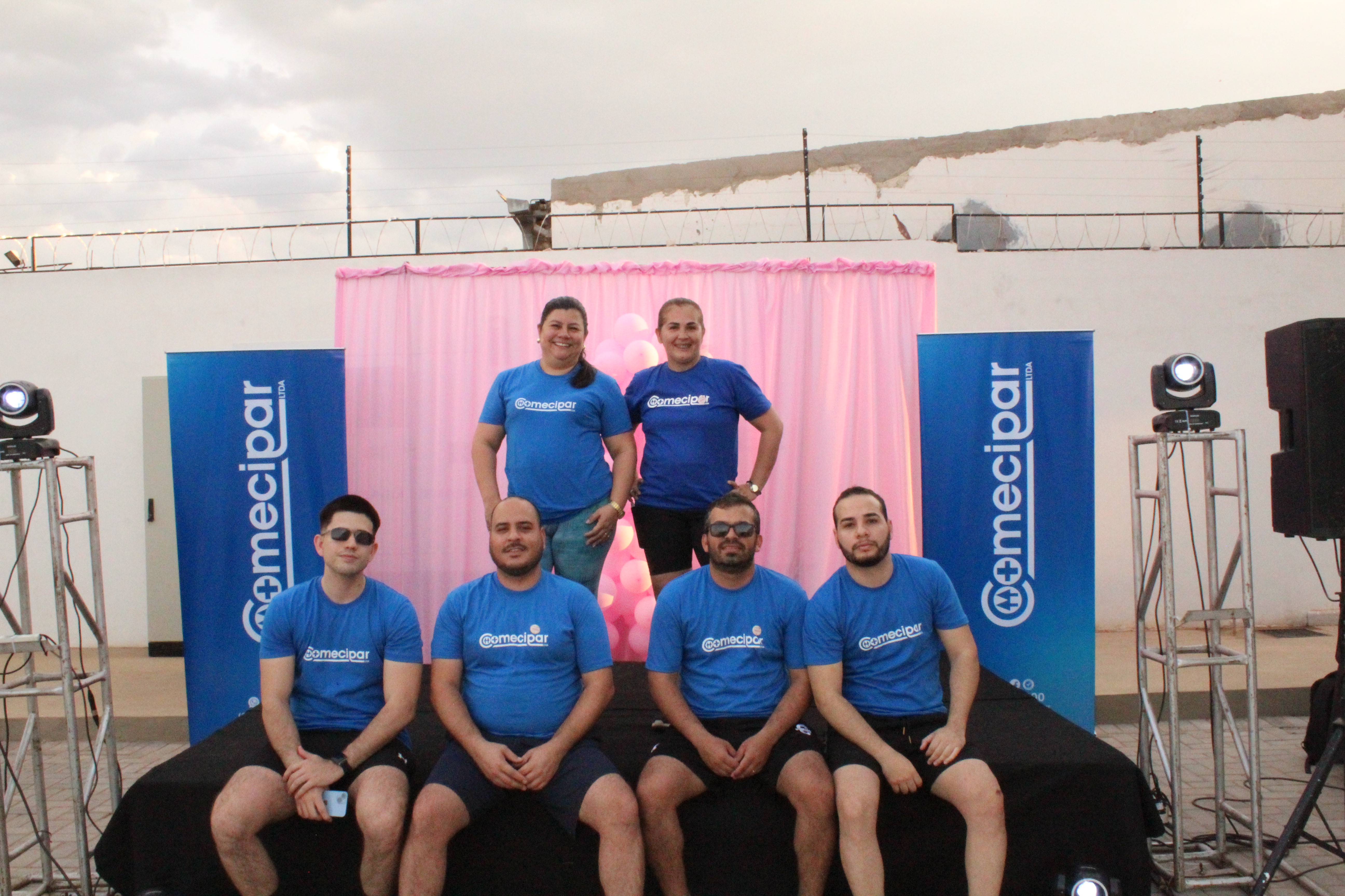 Encuentro de zumba por octubre rosa