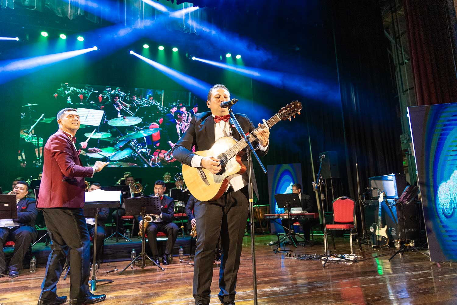 Concierto Homenaje a la Madre y a la Patria