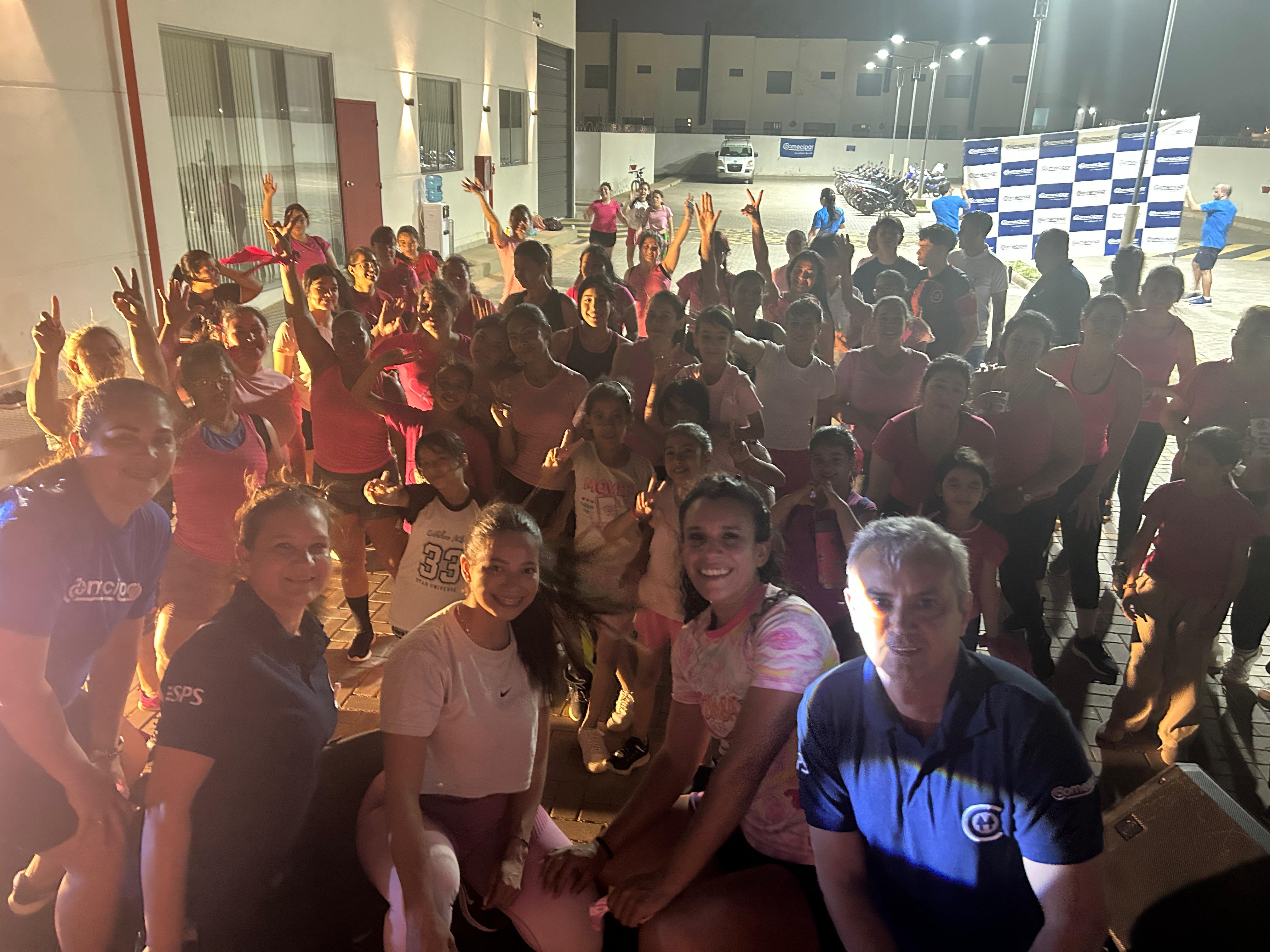 Encuentro de zumba por octubre rosa