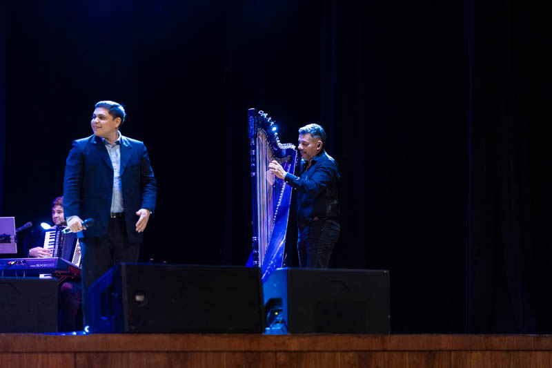 Concierto en Homenaje a la Madre y a la Patria