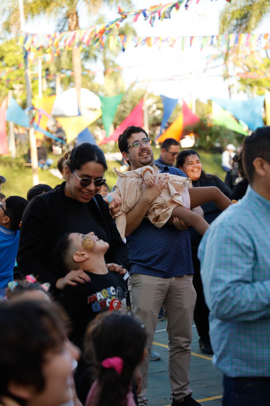 Festival del Día del Niño en Coomecipar Asunción