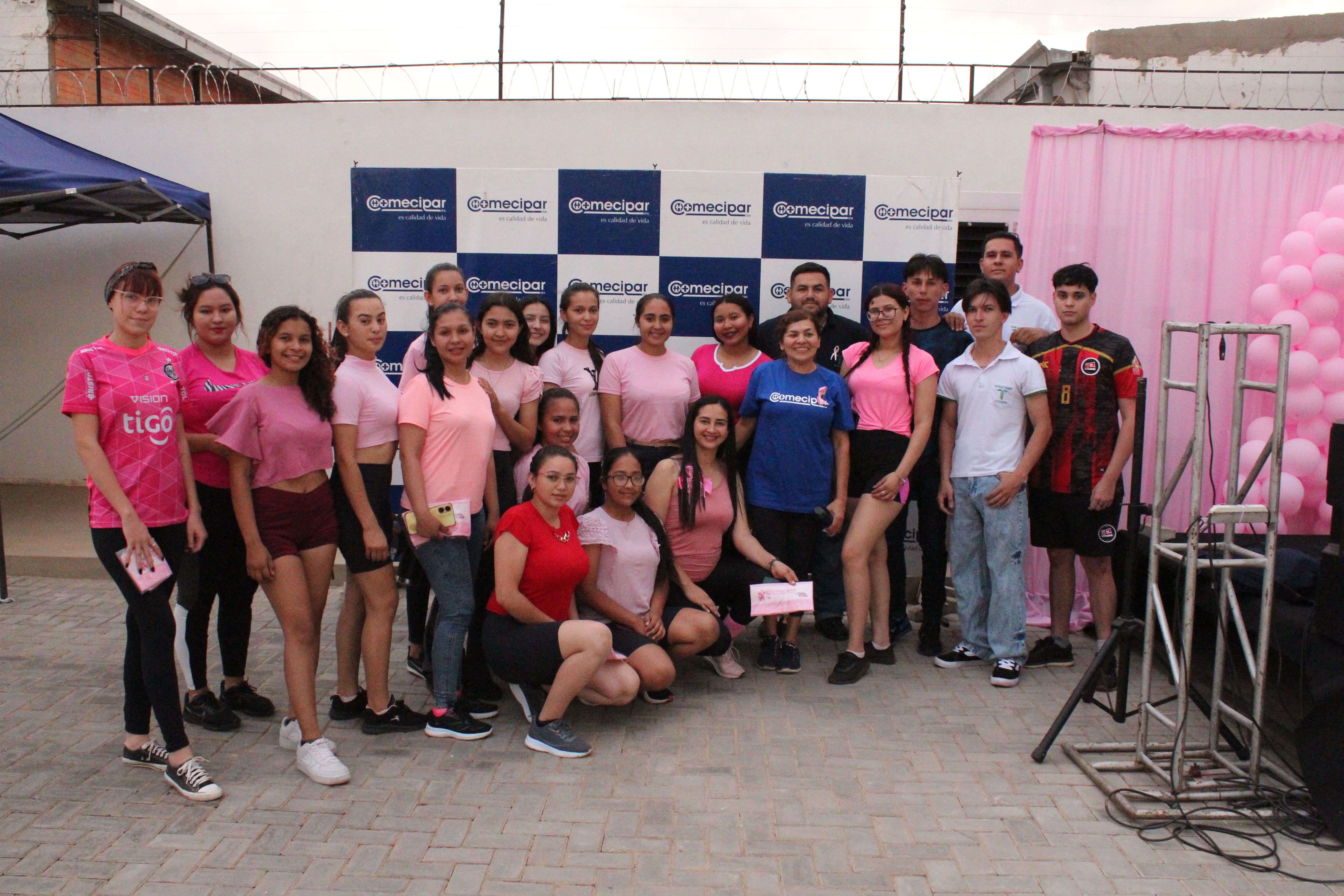 Encuentro de zumba por octubre rosa