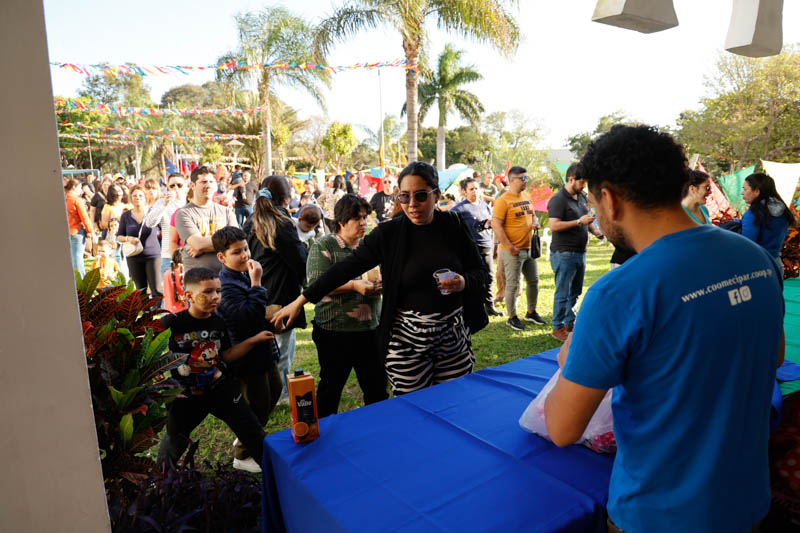 Festival del Día del Niño en Coomecipar Asunción