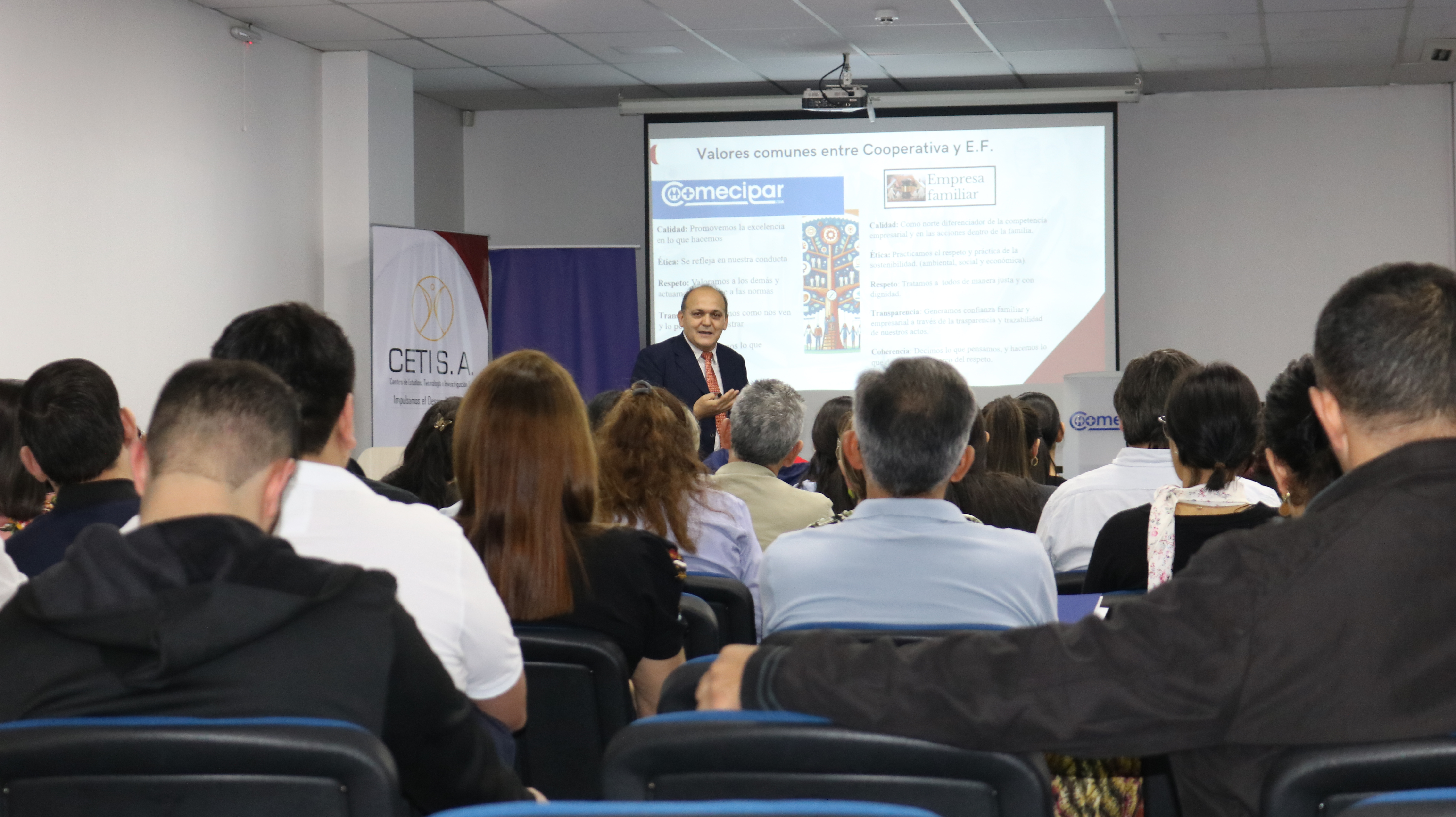 Charla CDE - Empresas Familiares