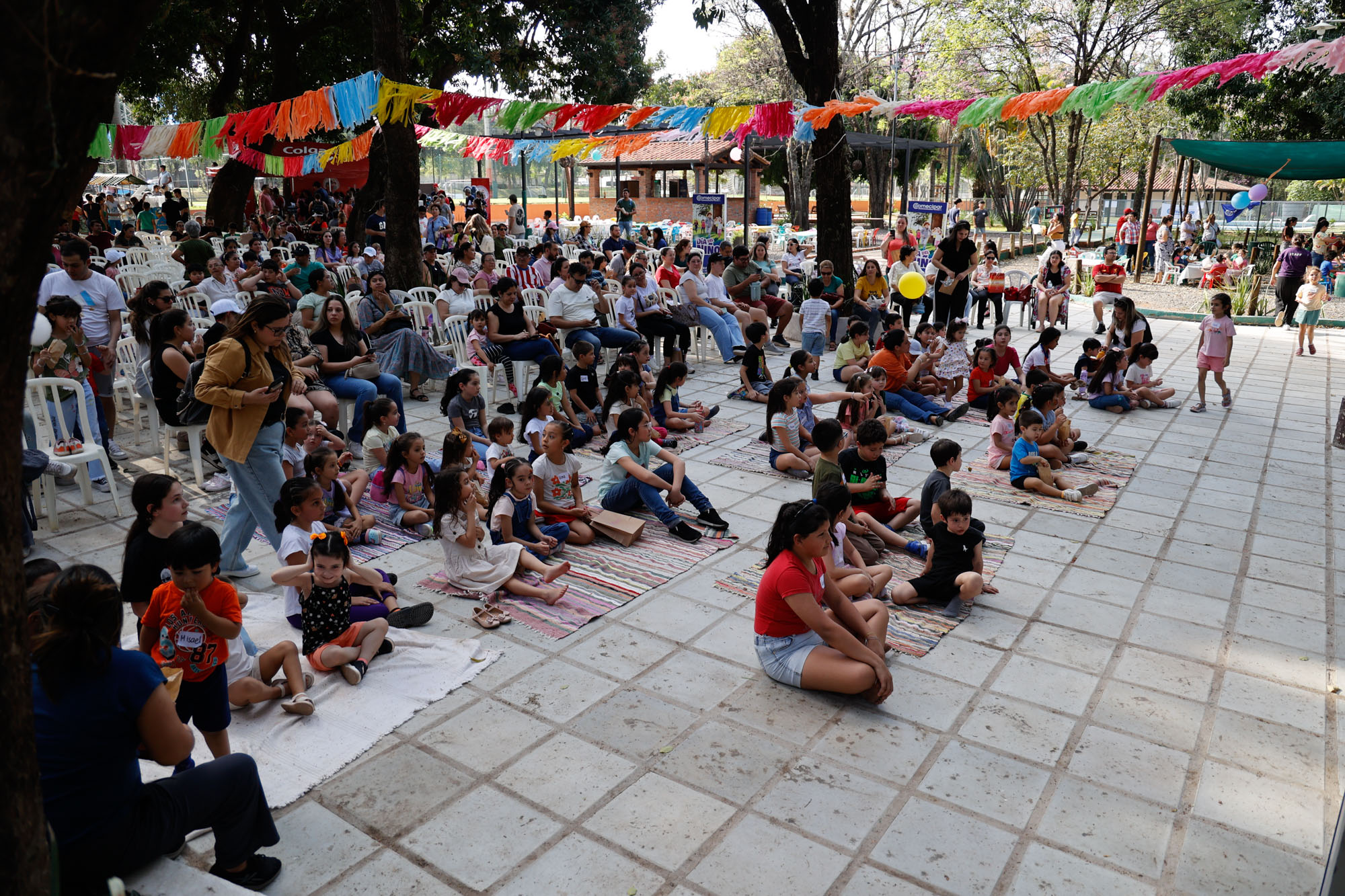 Festival del Día del Niño Coomecipar Asunción