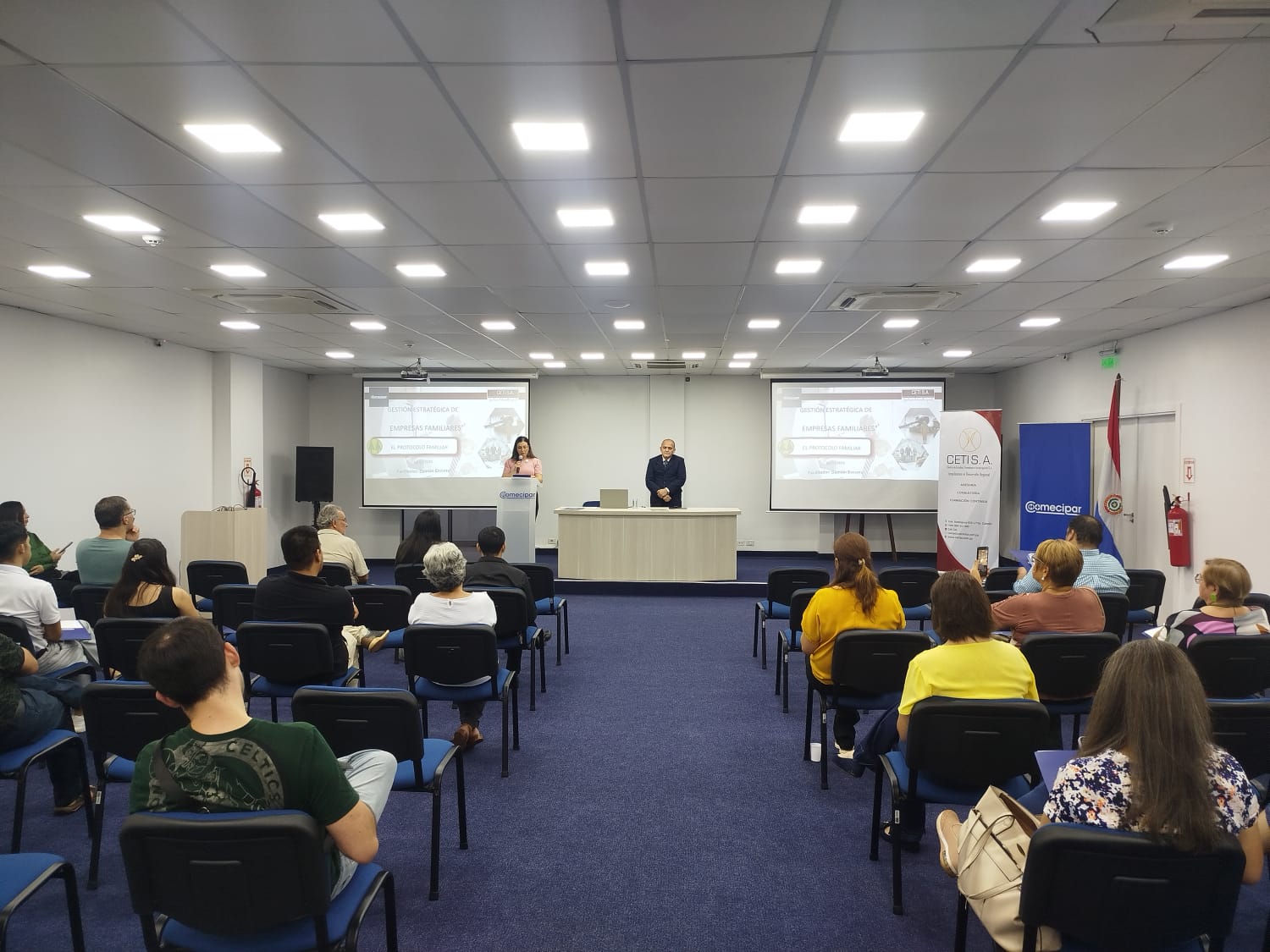 Charla Gestión Estratégica de Empresas Familiares - Coomecipar CDE